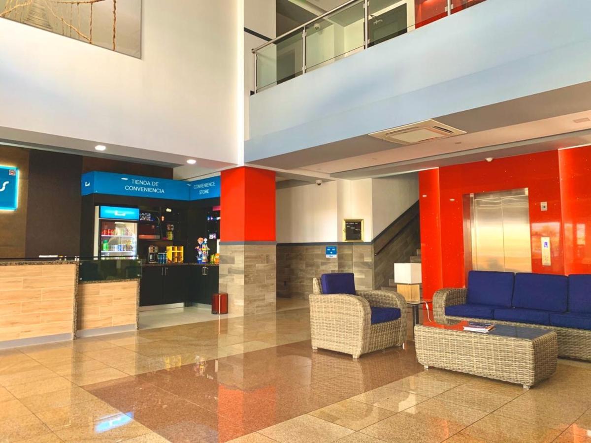 Beverly Hills: Hotel And Business Nuevo Cuscatlan Exterior foto